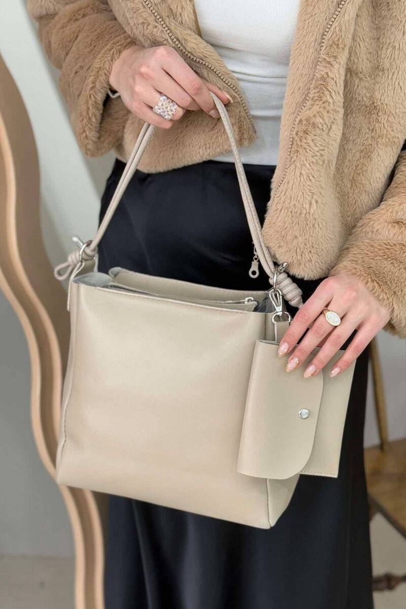 Astra Tote