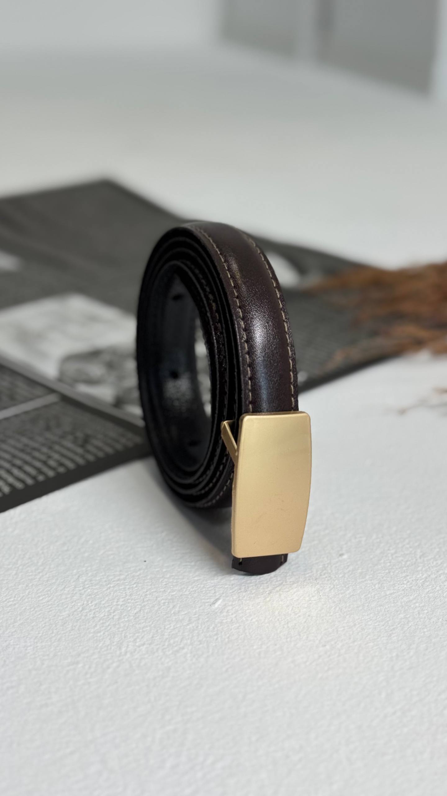 Dovia Belt