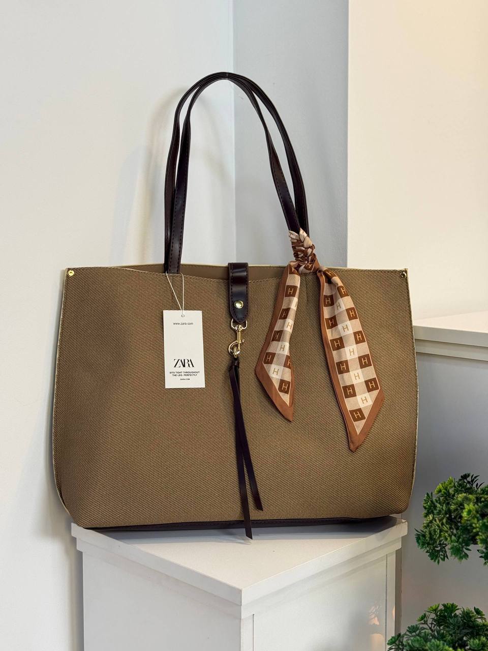 Kyo Tote