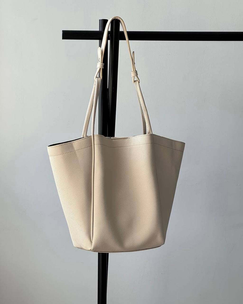 Nove Tote