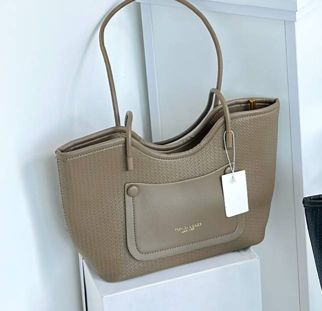 Zlo Tote