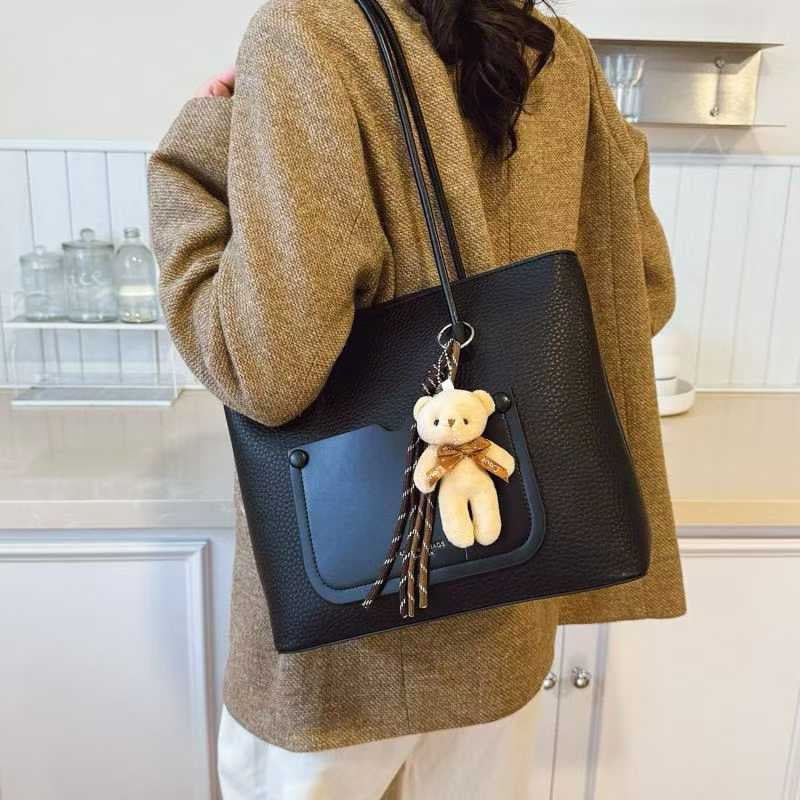 Velvt Classy Tote