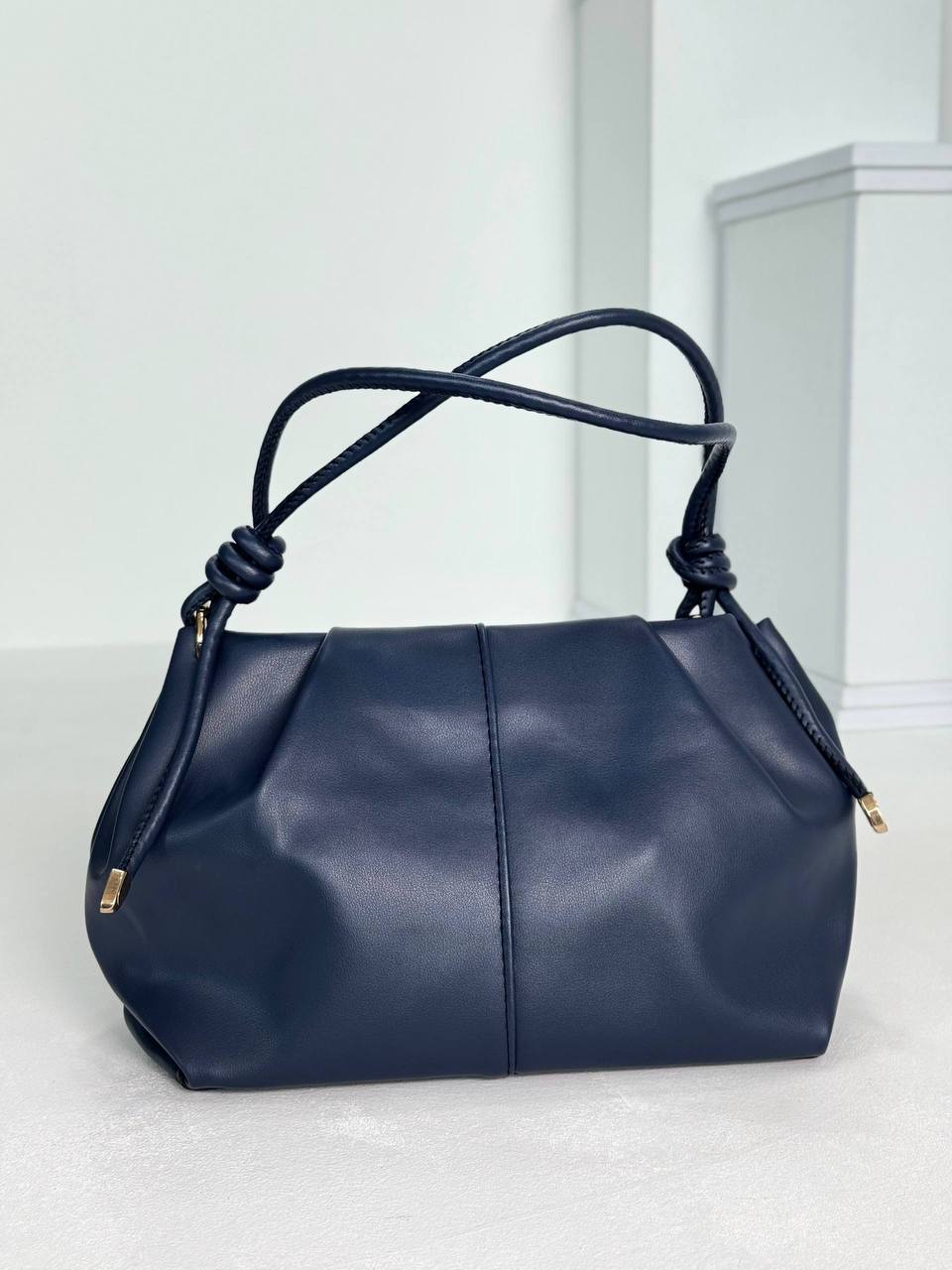 Vexa Tote