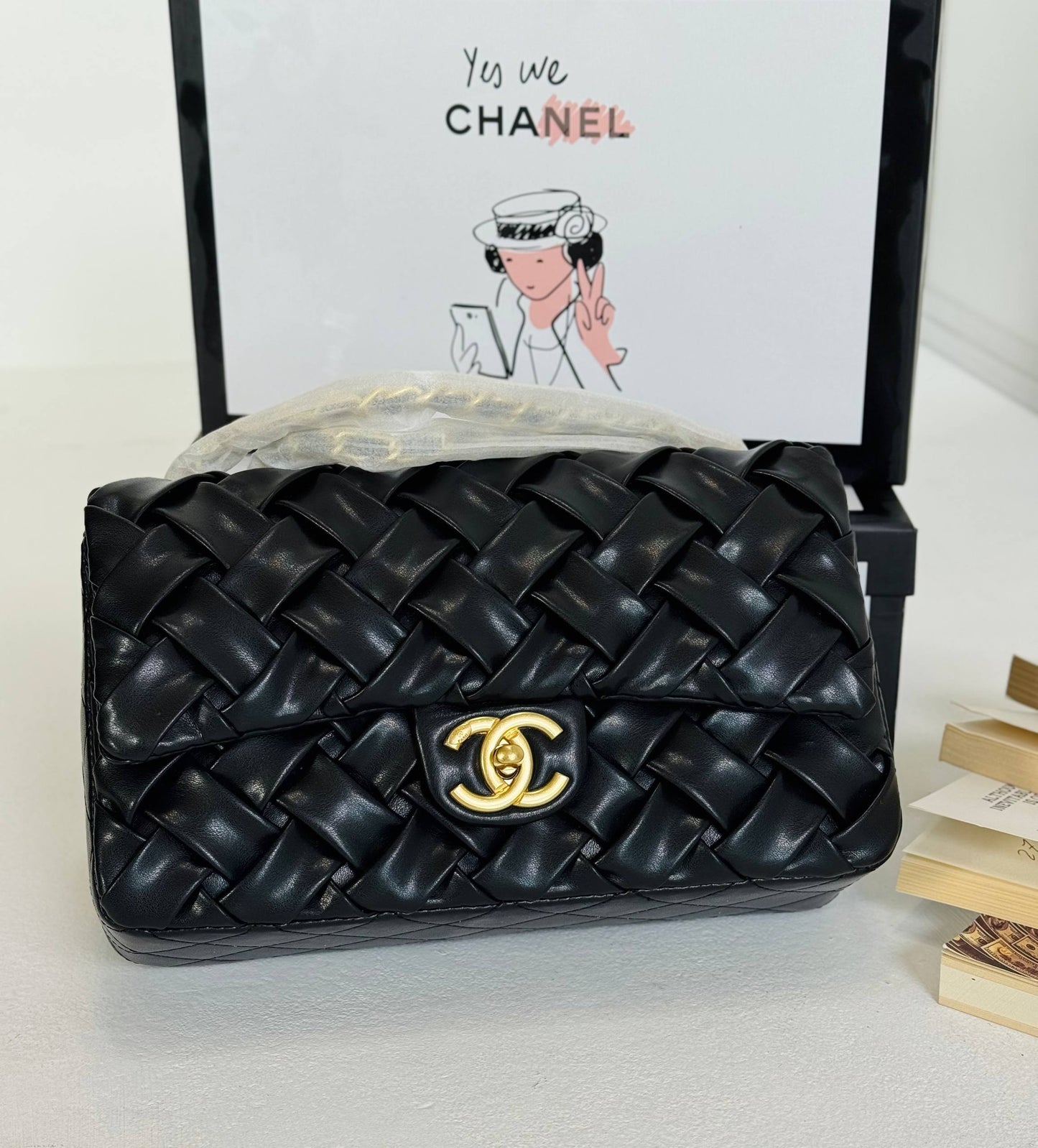 Lara Bag