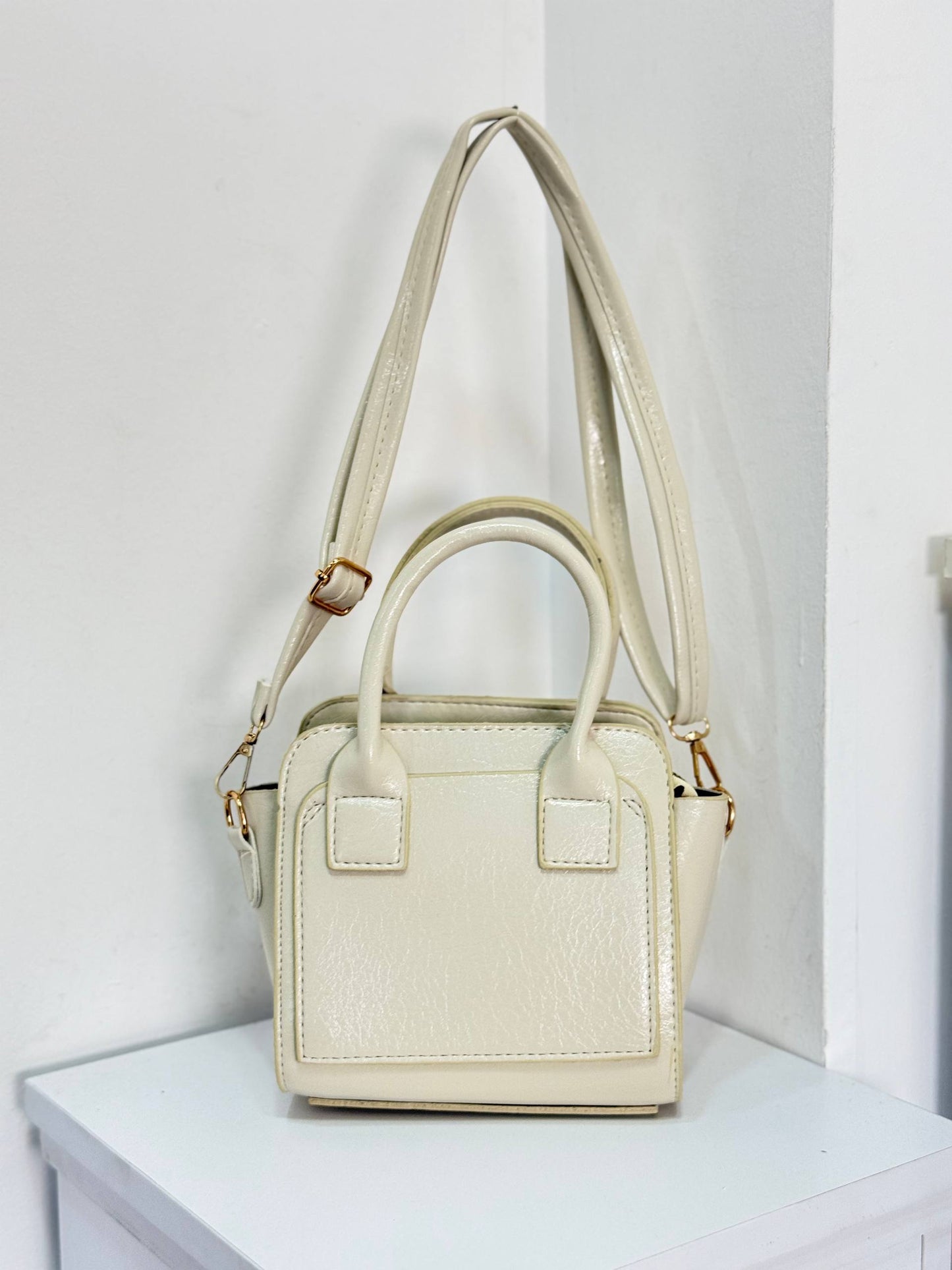 Wira Bag