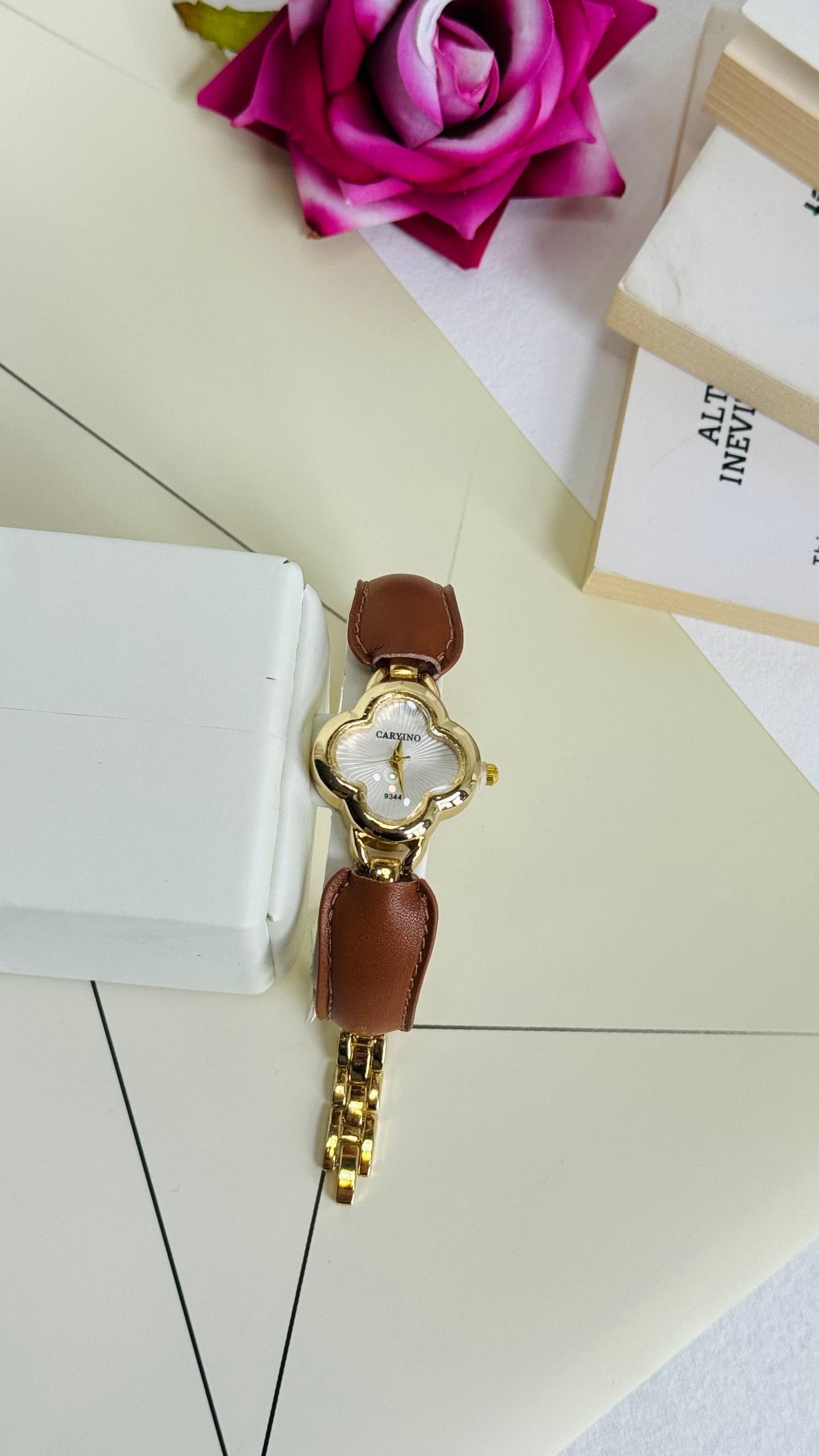 Taya Watch