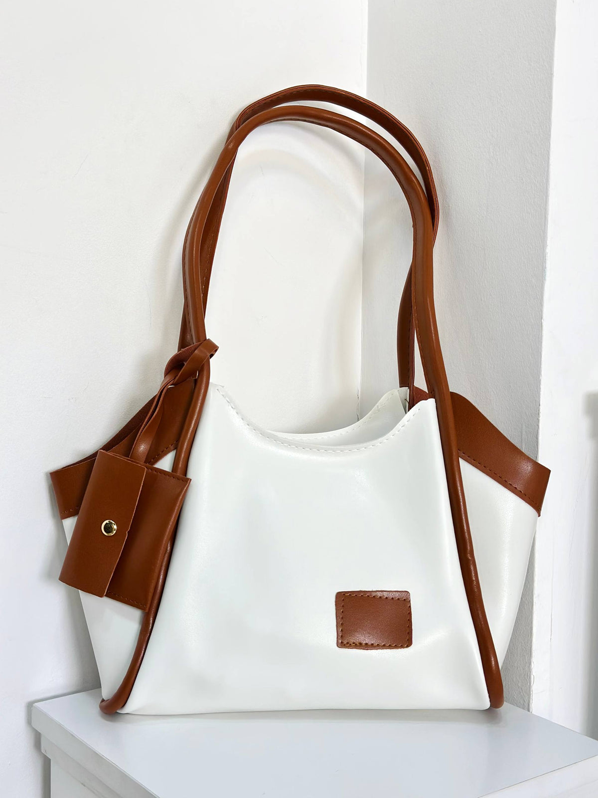 Givara Tote