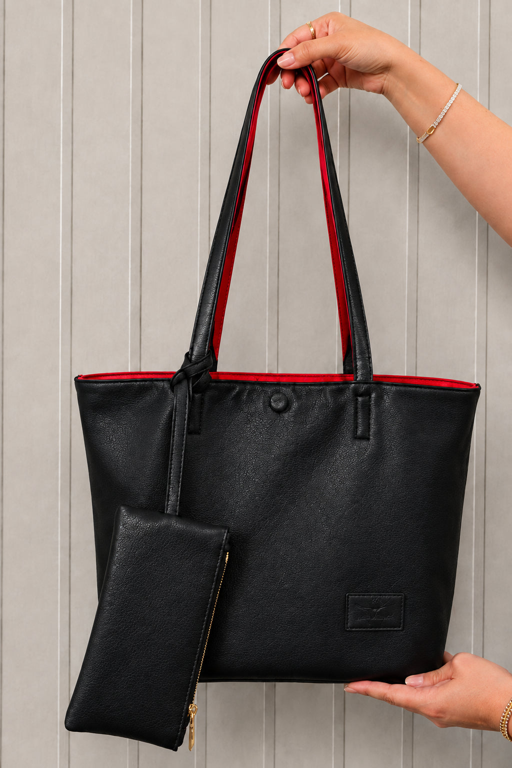 Kavina Tote