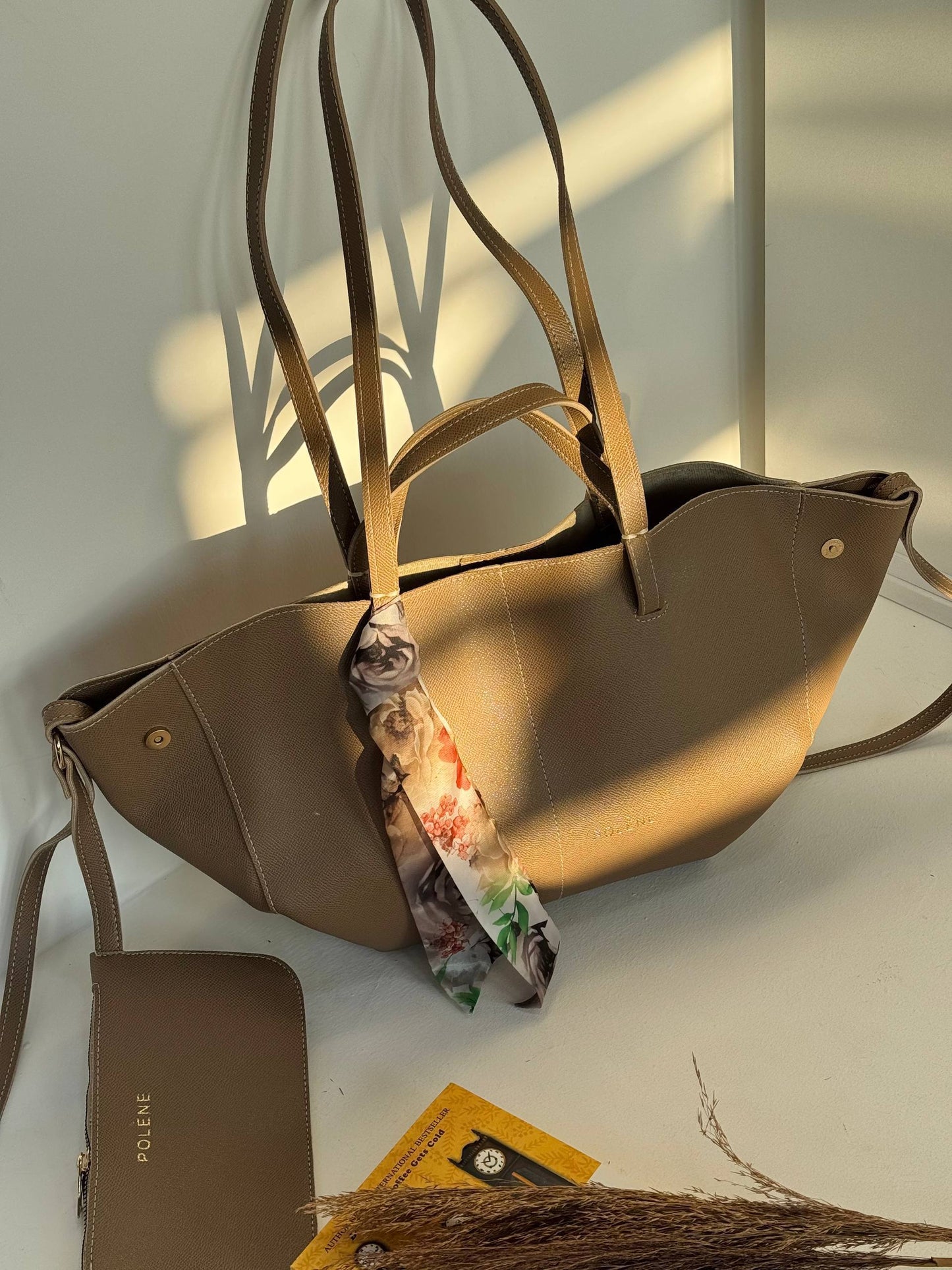 Lyra Tote