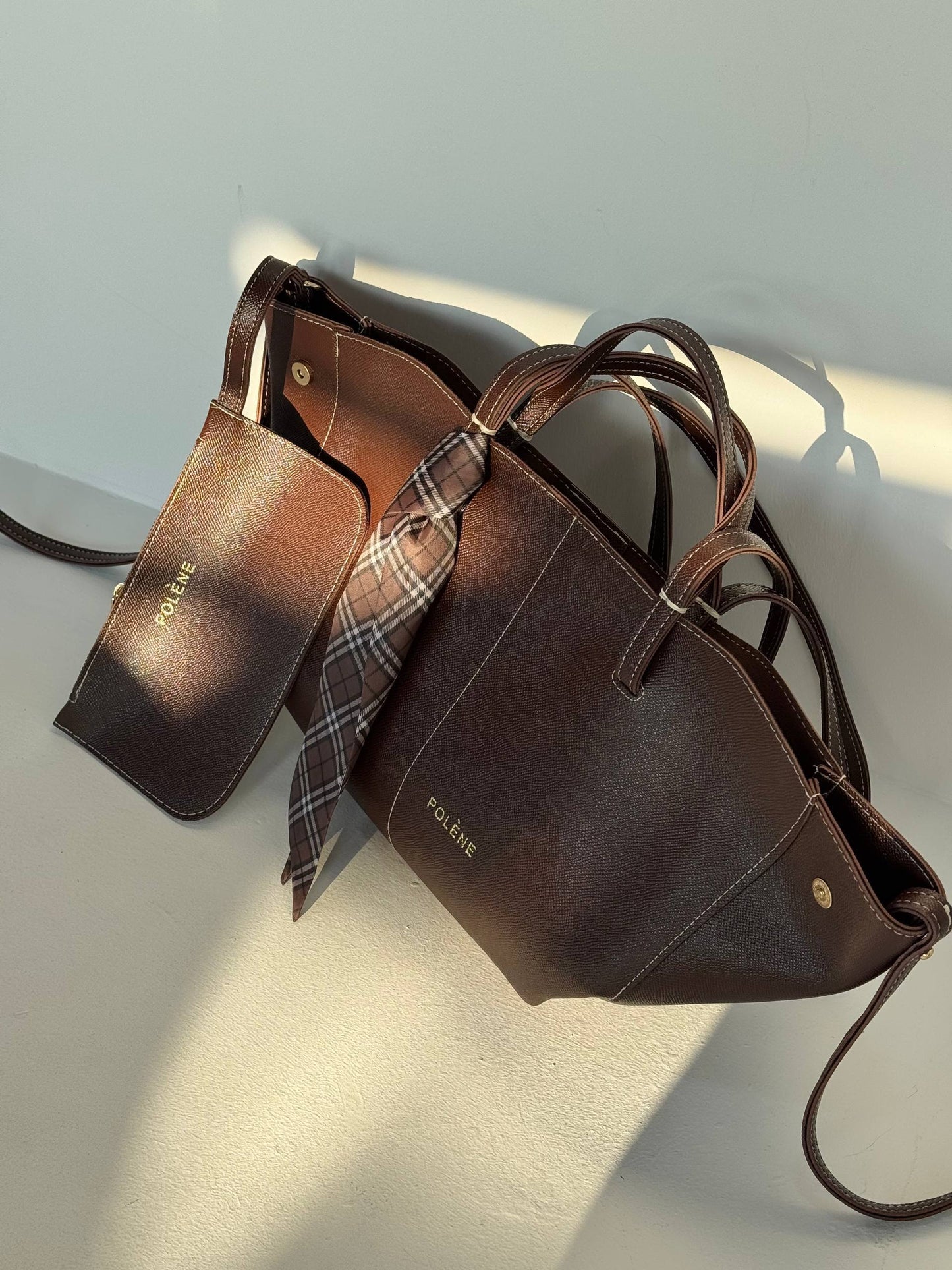 Lyra Tote