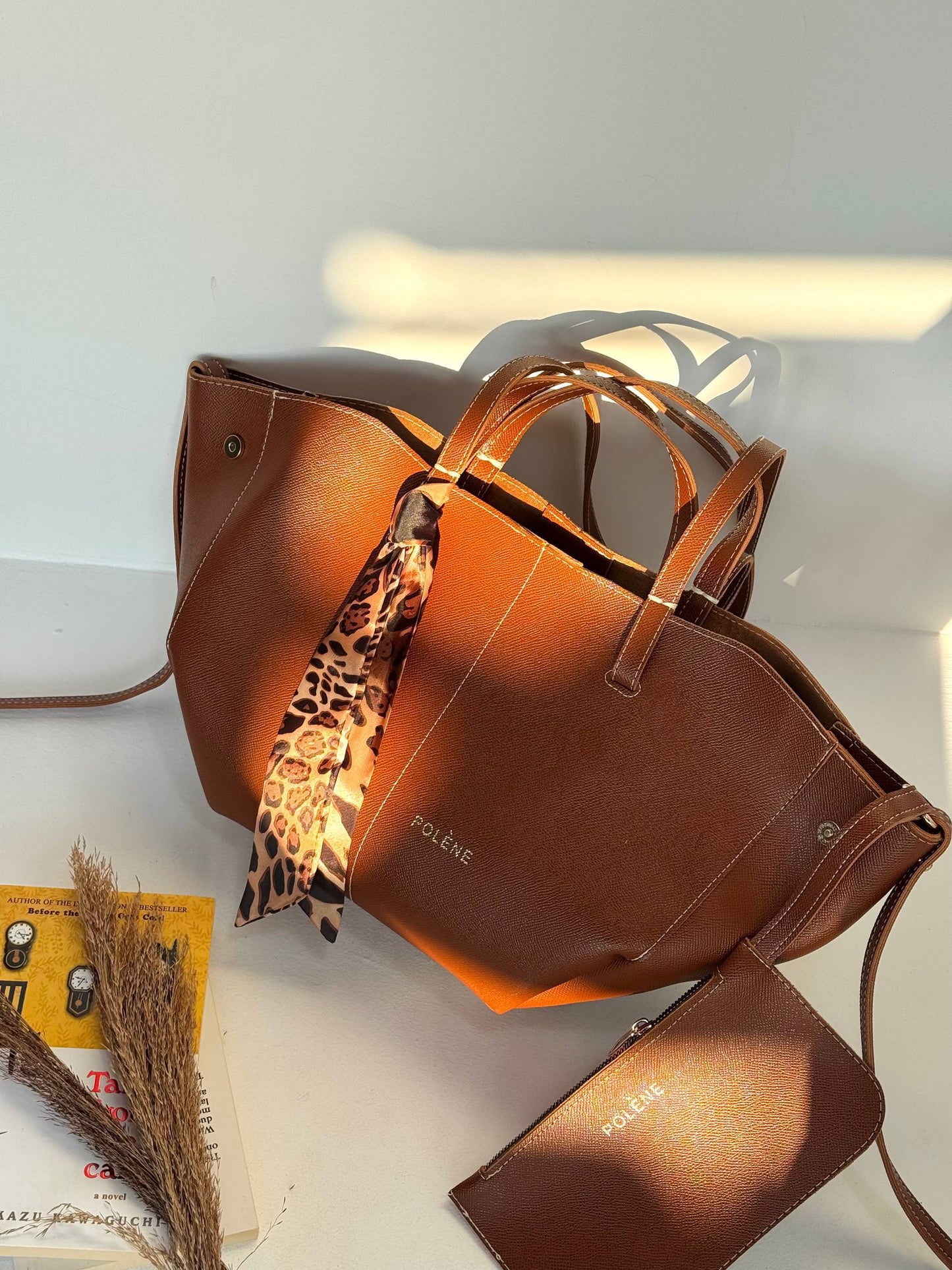Lyra Tote