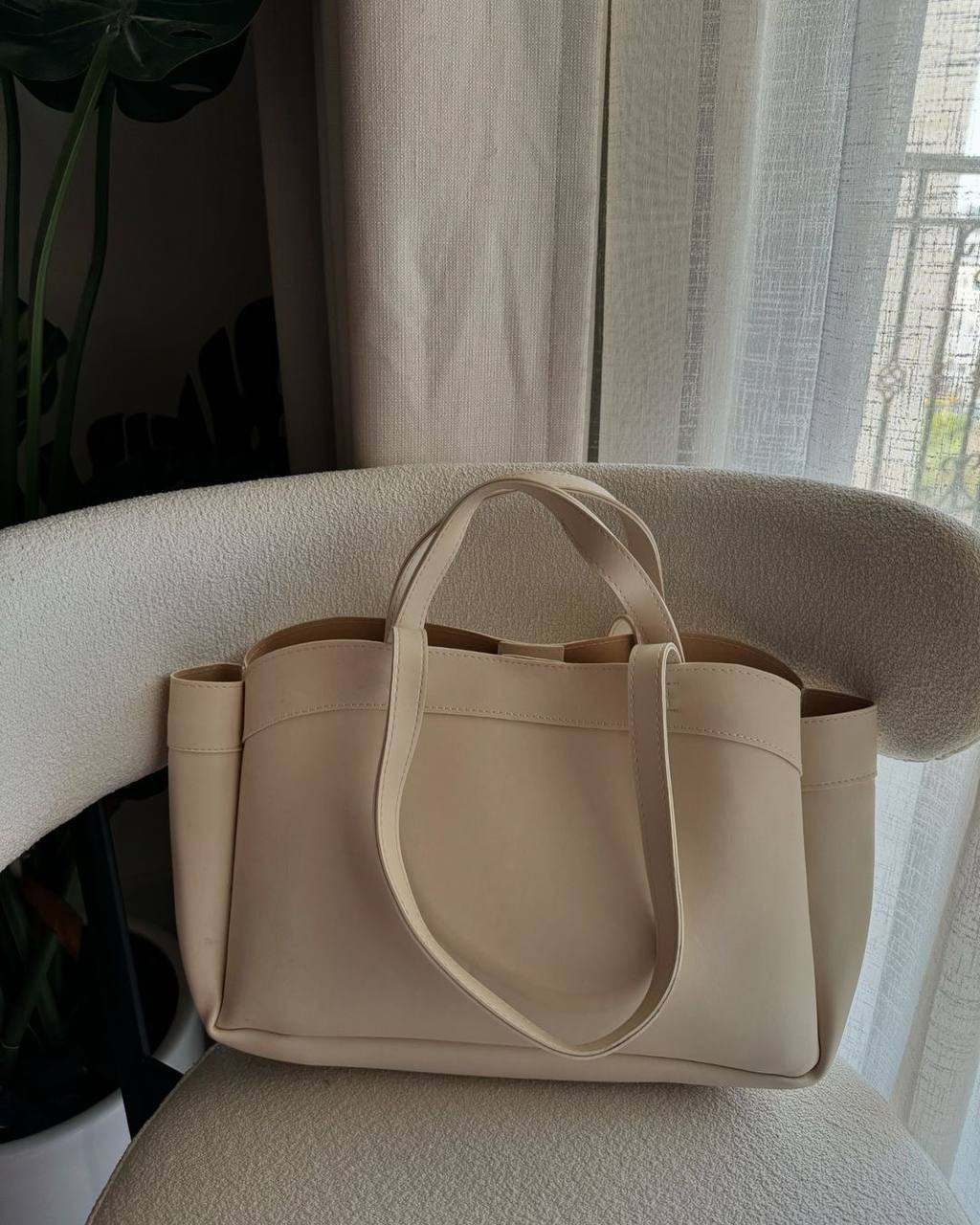 Mono Tote