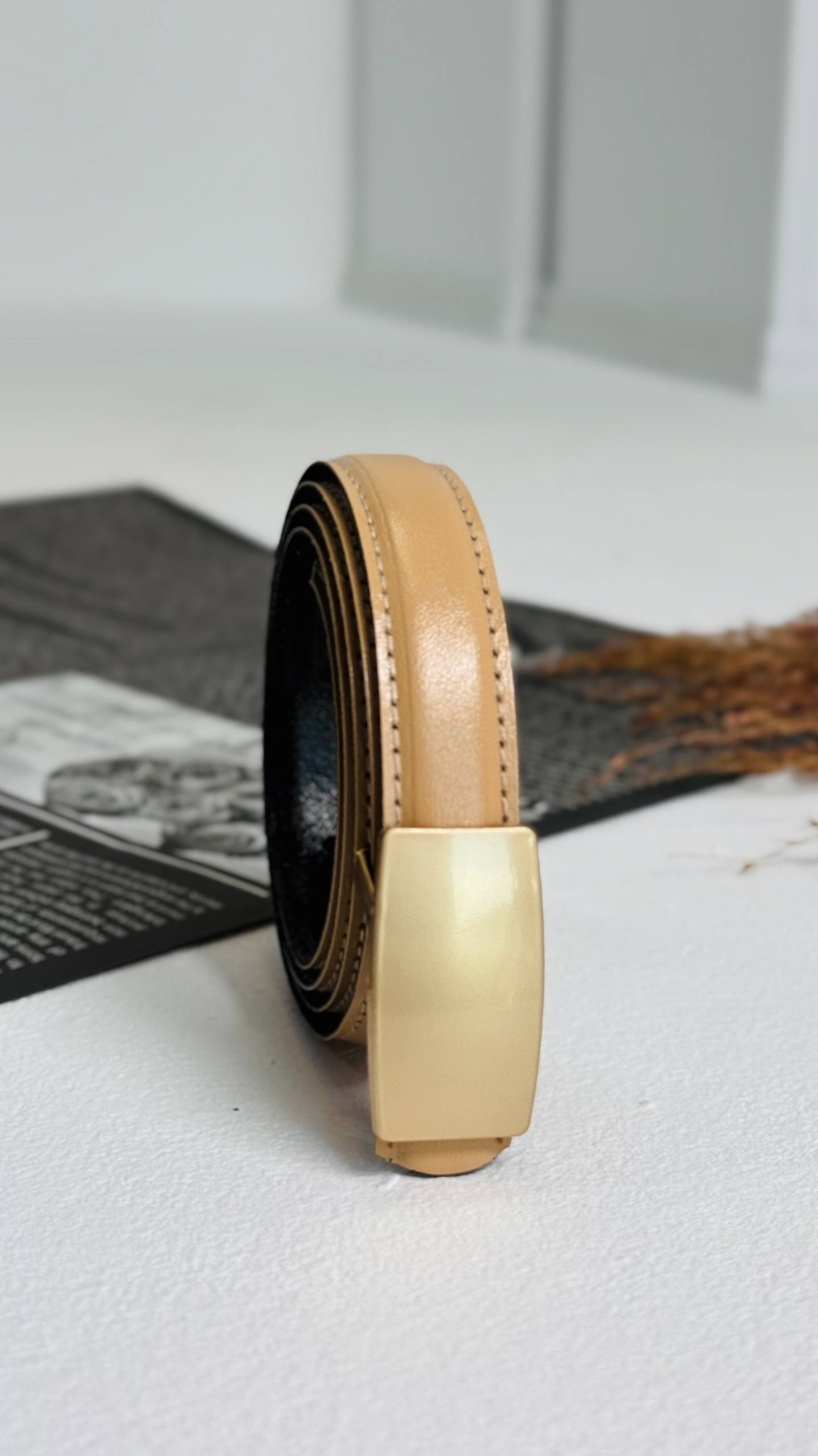 Dovia Belt