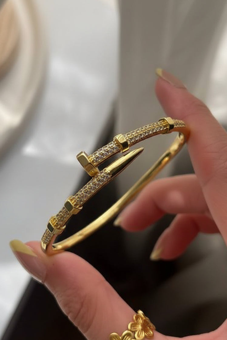 M Bracelet
