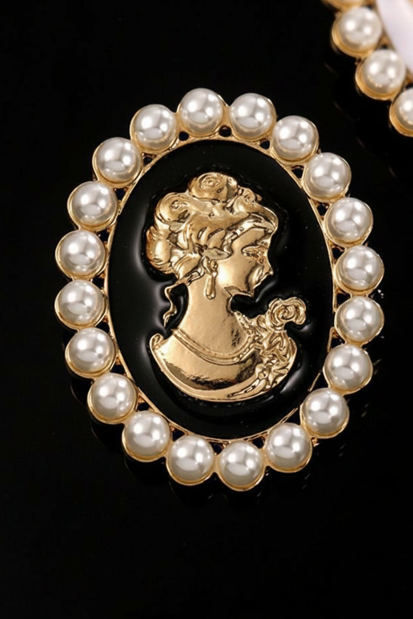Brooch