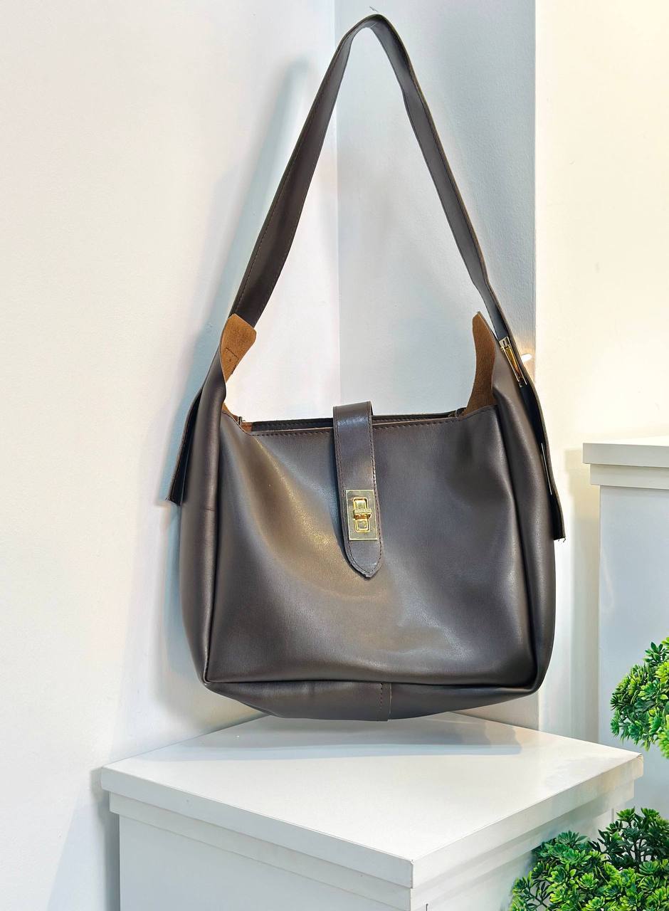 Jora Tote