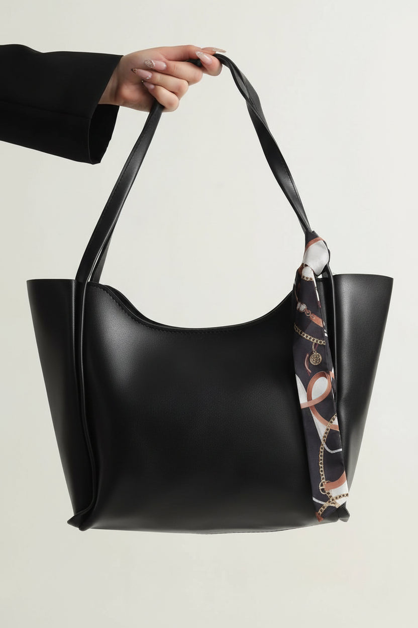 Vela Tote
