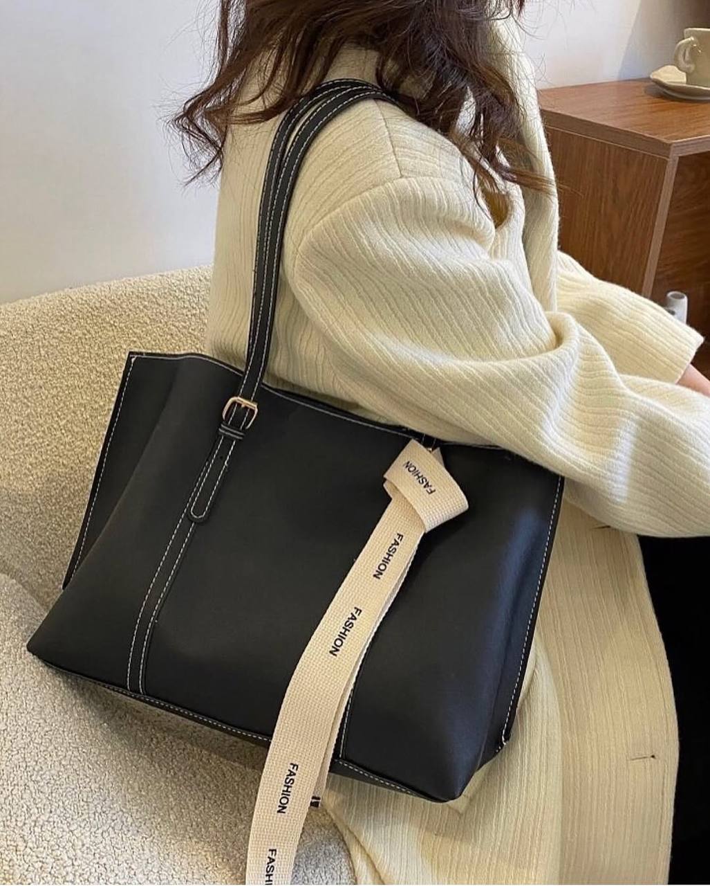 Astria Tote