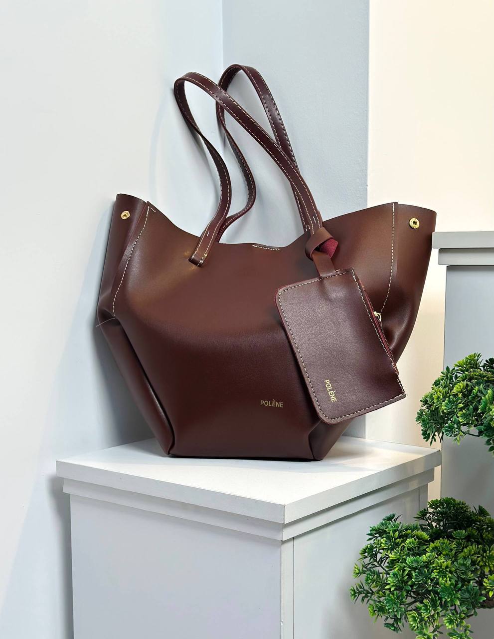 Levn Tote