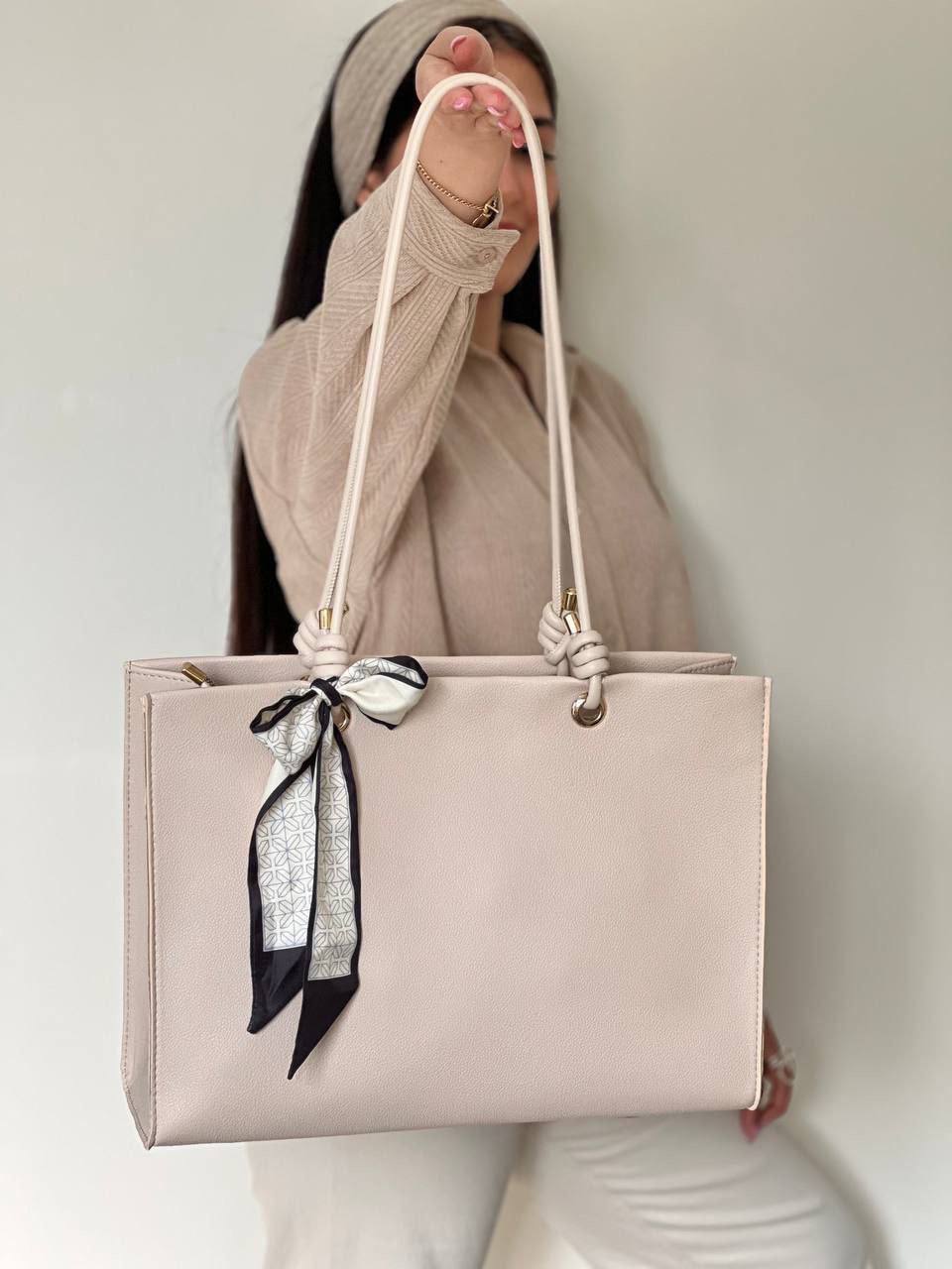 Selene Tote