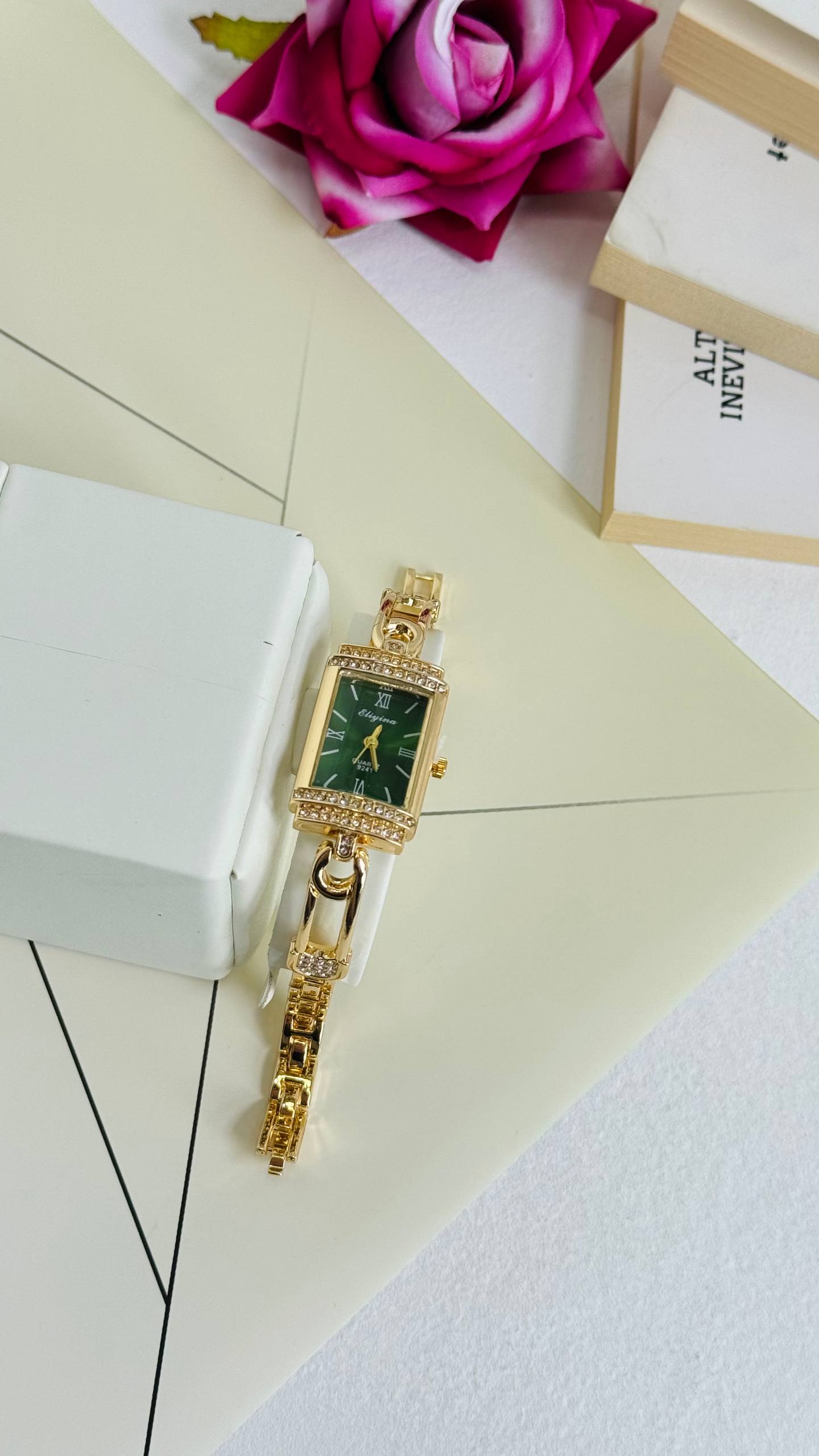 Nira Watch