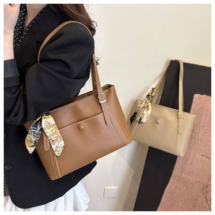Gri Tote