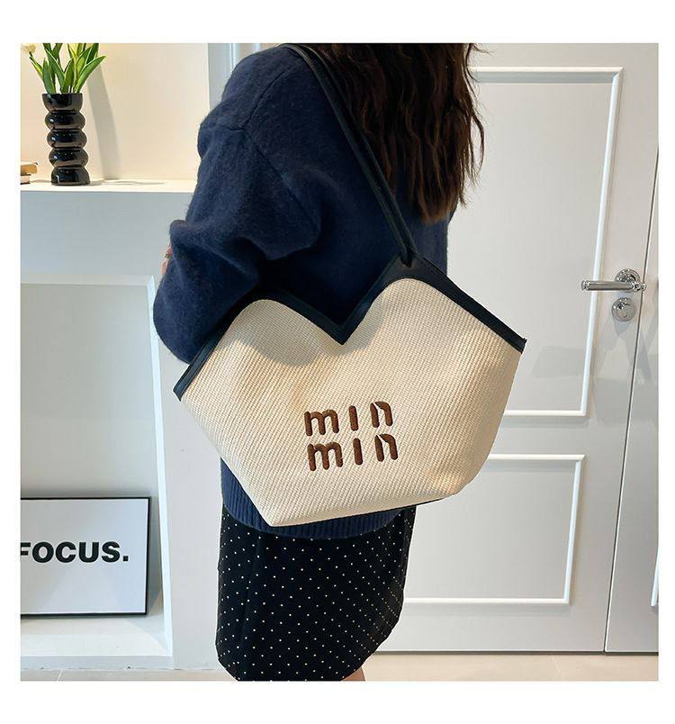 Nux Tote