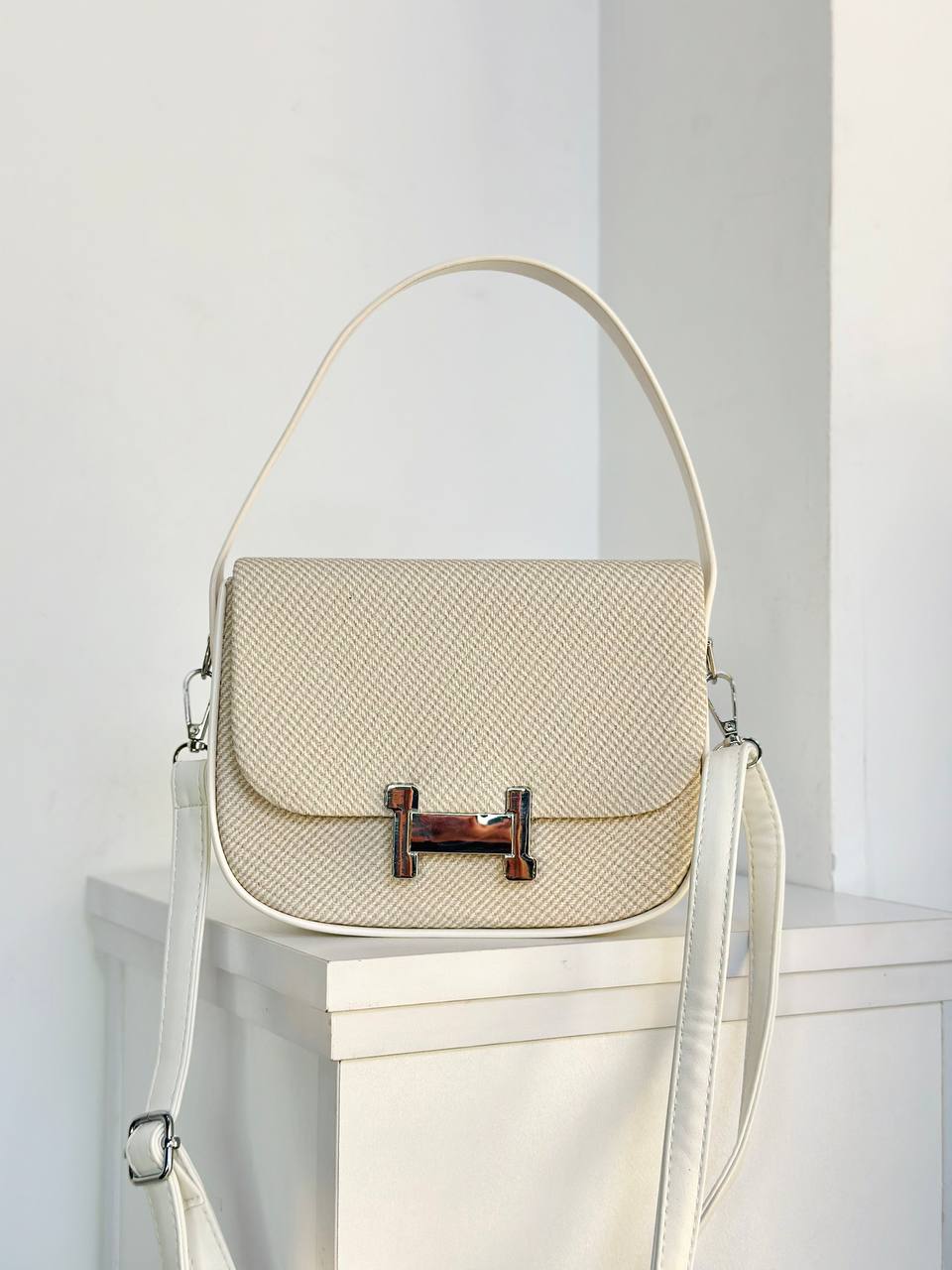 Vyx Bag