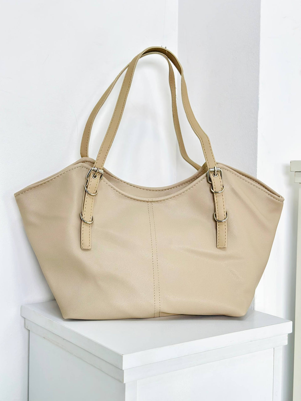 Iselle Tote