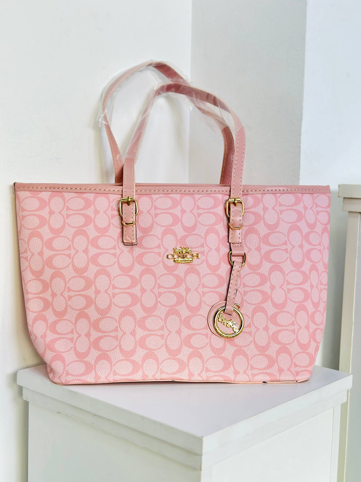 Dimi Tote
