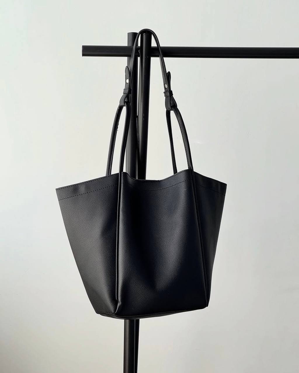 Nove Tote