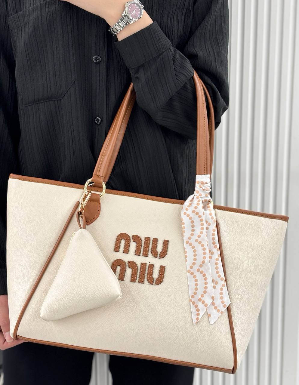Ruby Tote