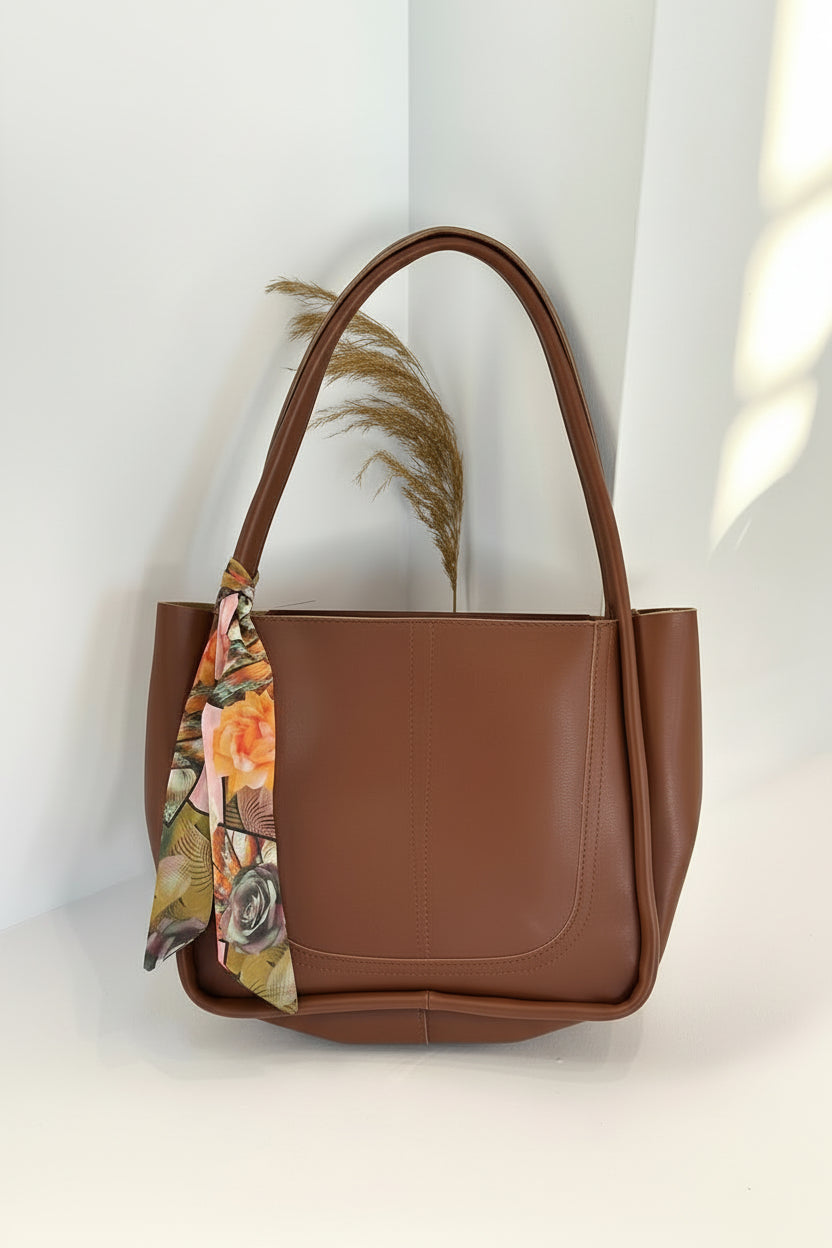 Fira Tote