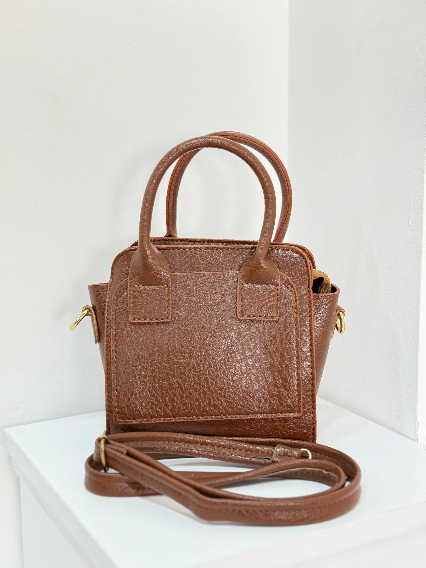 Wira Bag