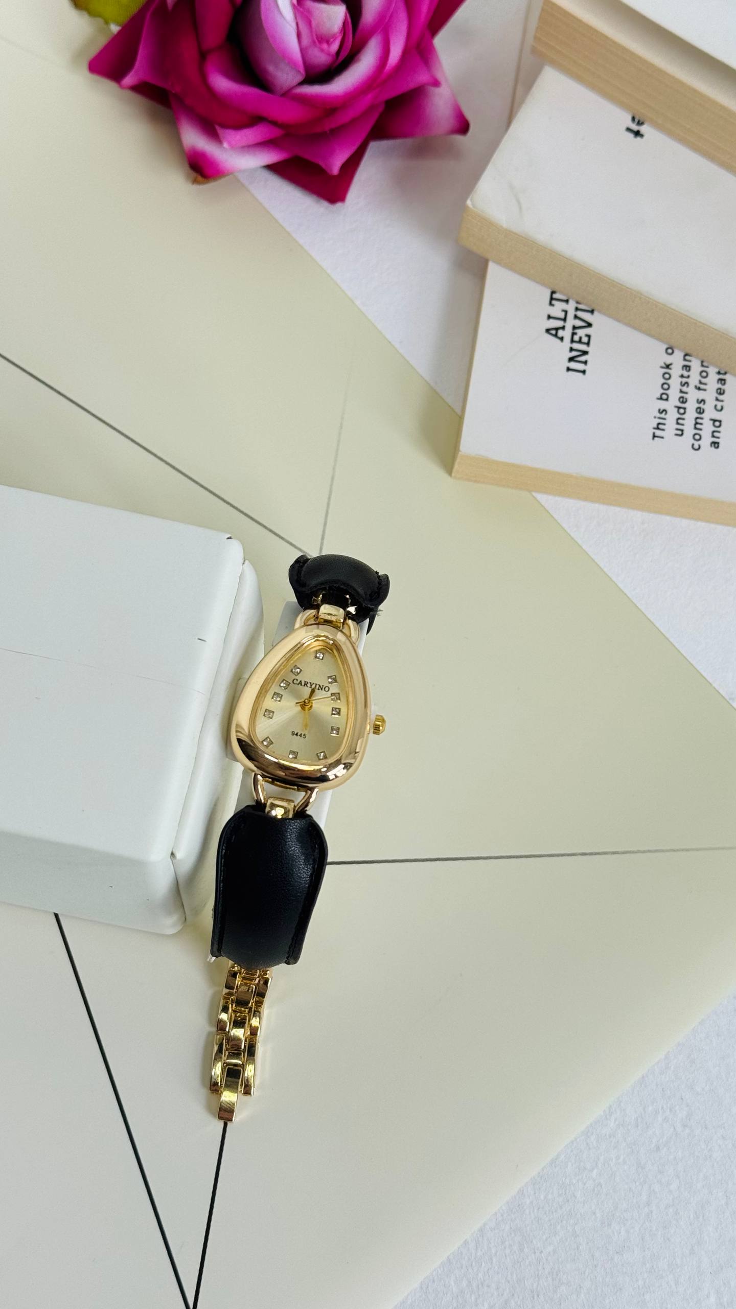 Zina Watch