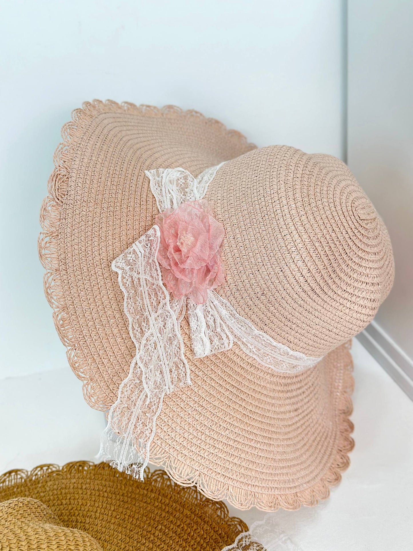 Nova Hat