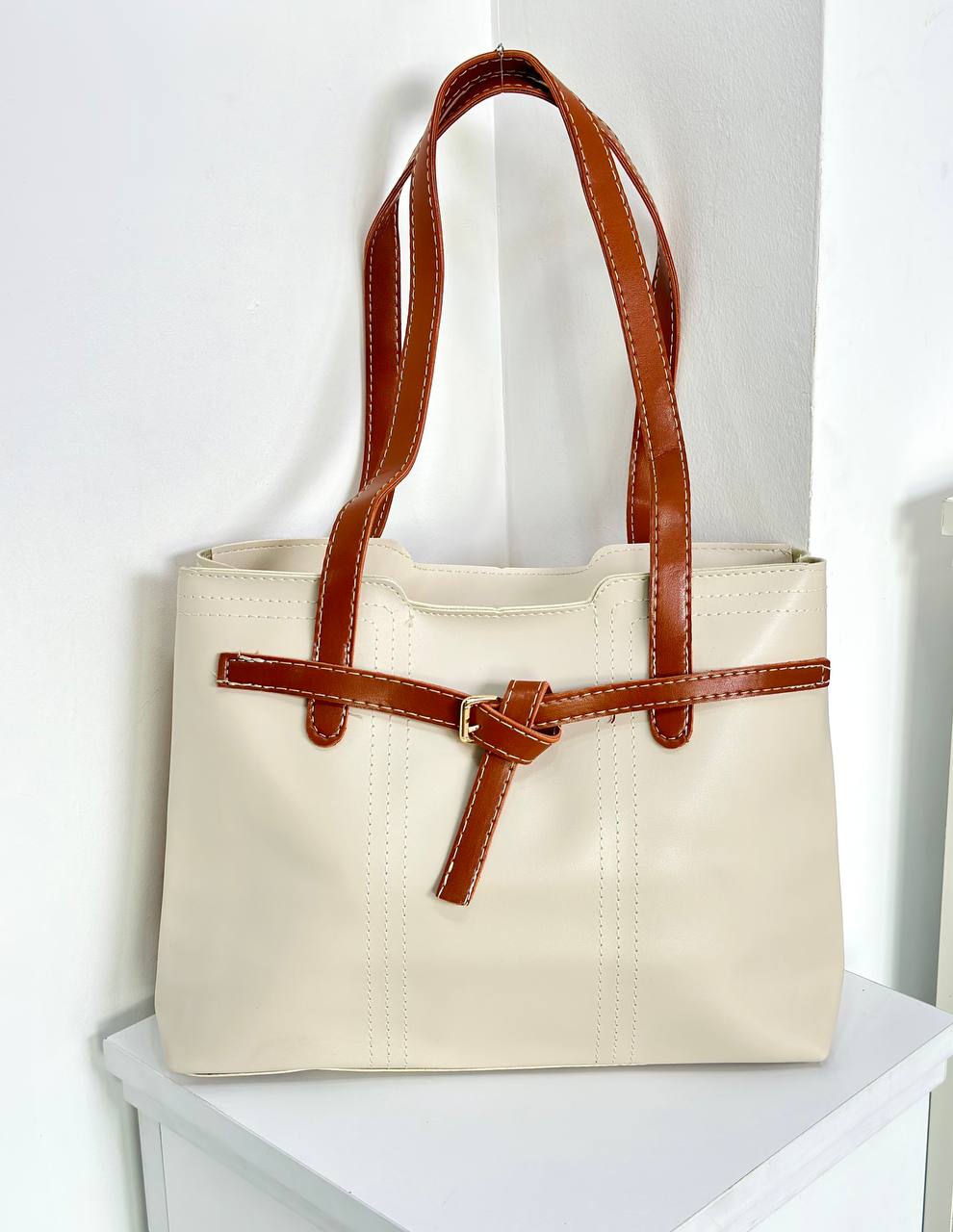 Neraya Tote