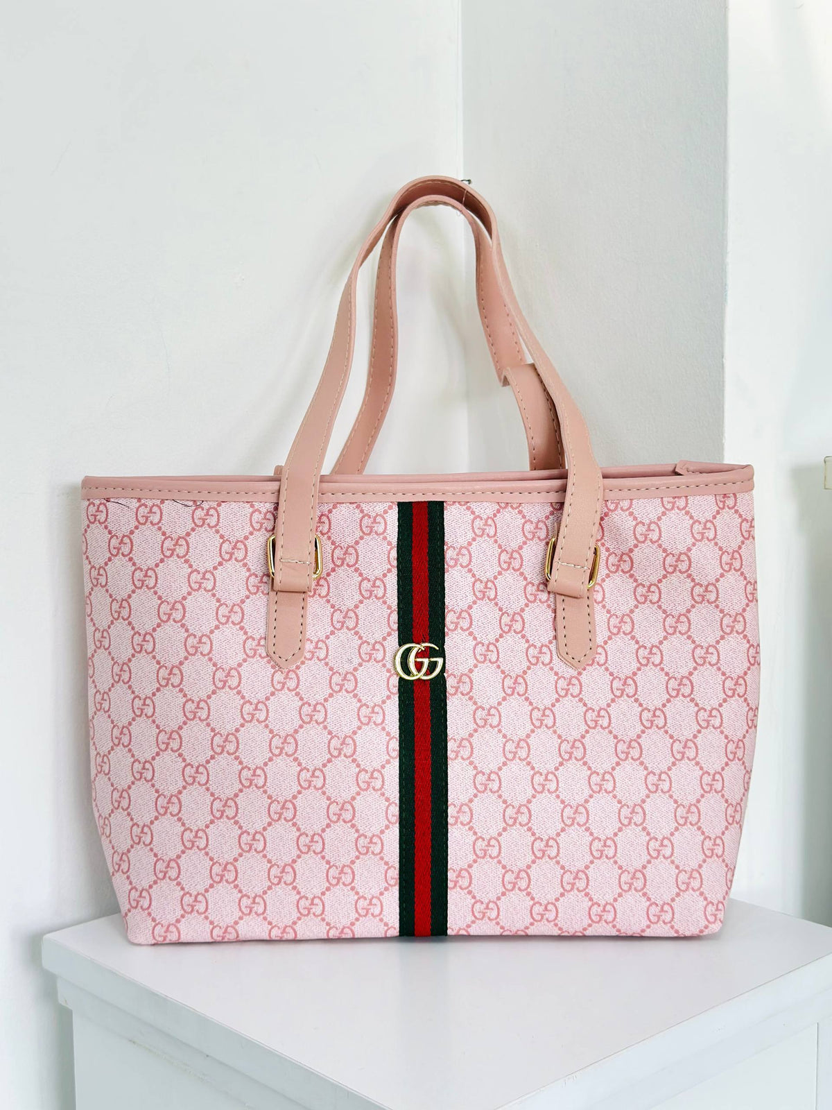 Noemi Tote