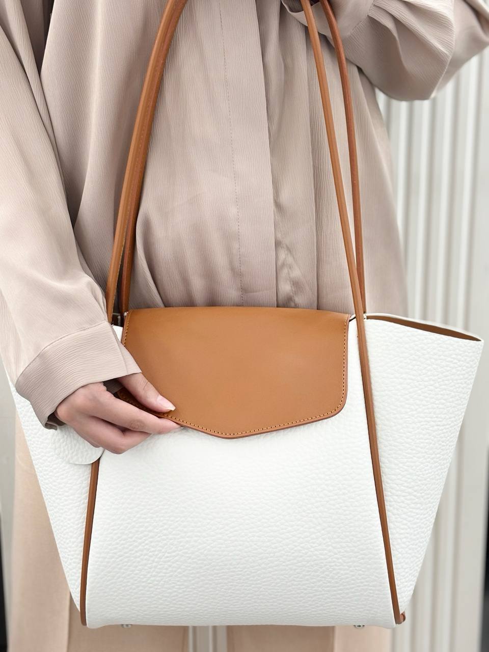 Alora Tote