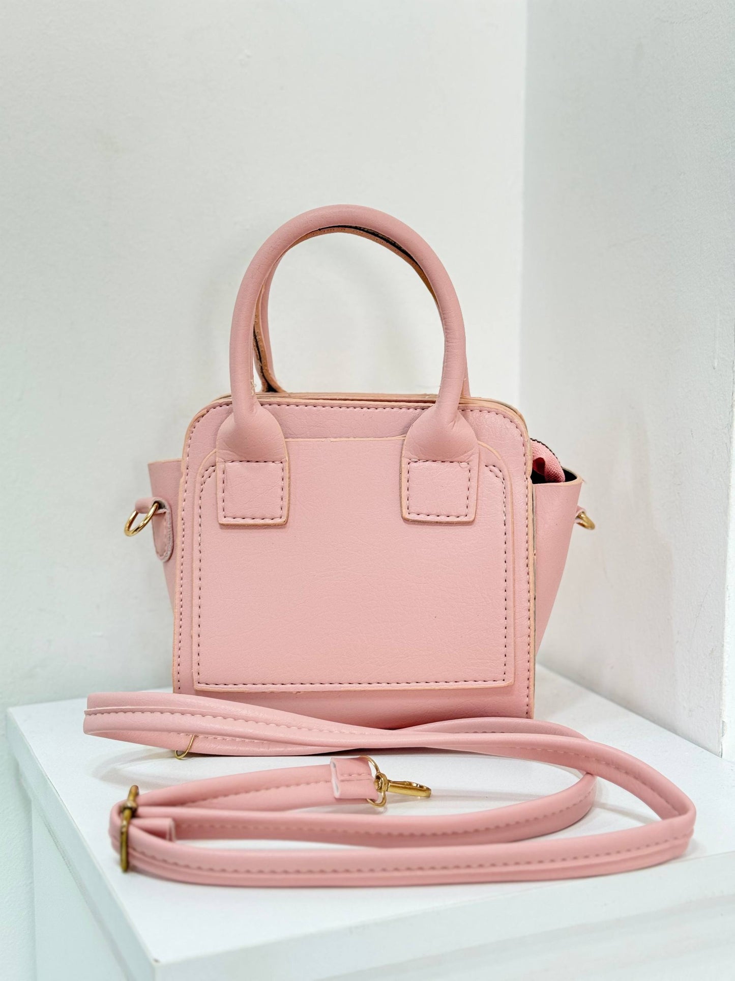 Wira Bag