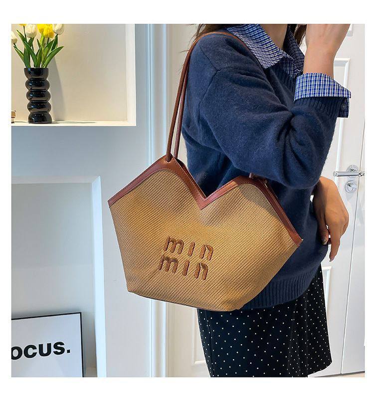 Nux Tote