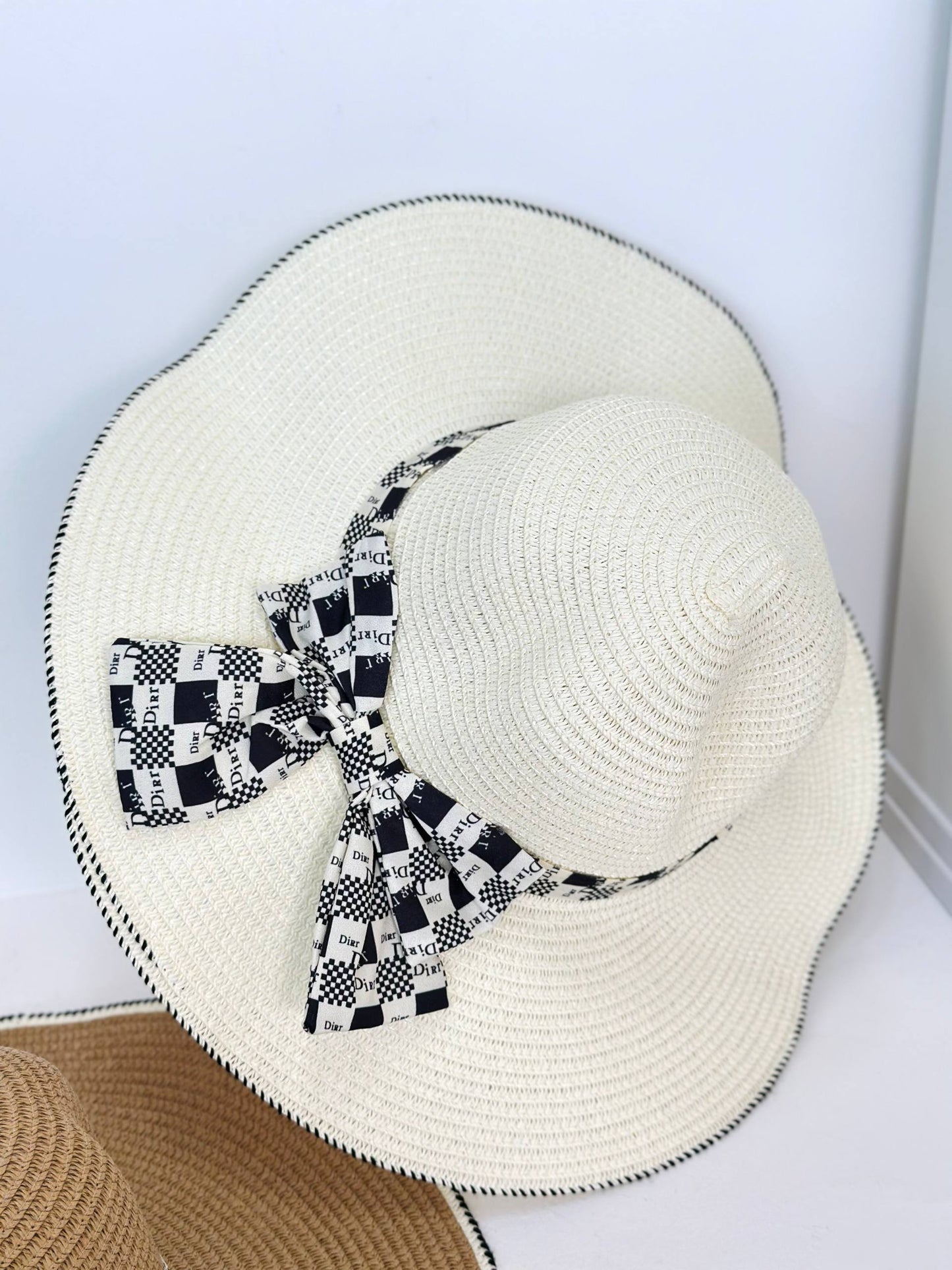 Bella Hat