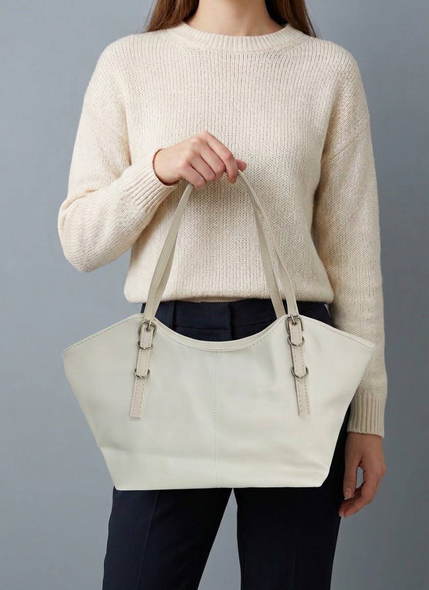 Iselle Tote