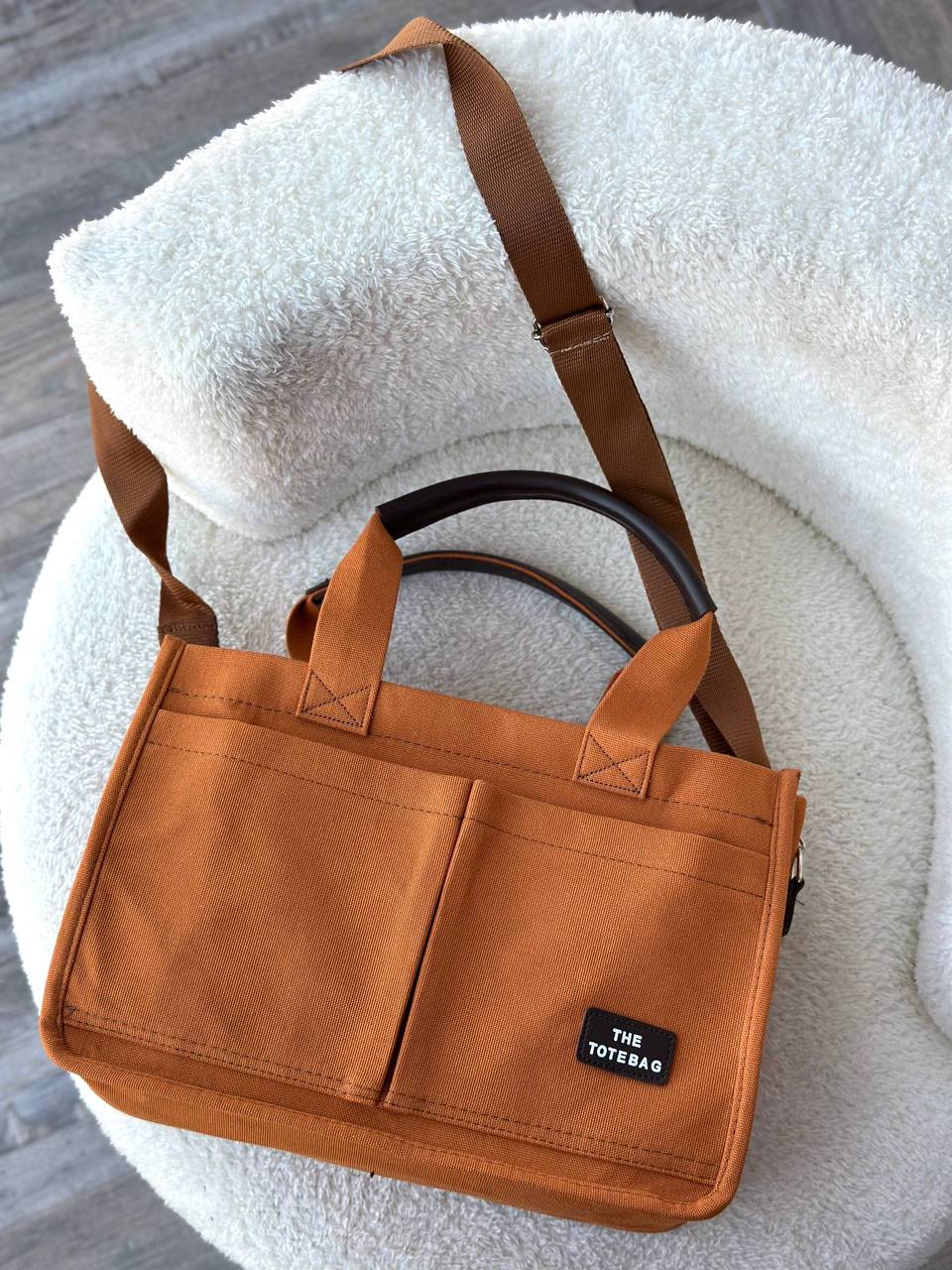 Aven Tote