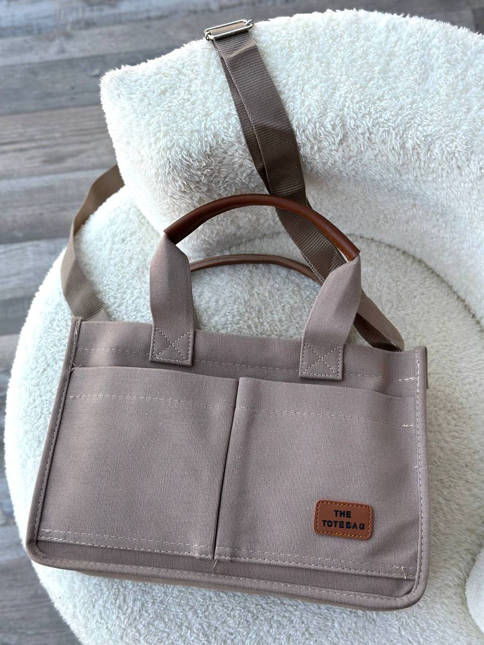 Aven Tote