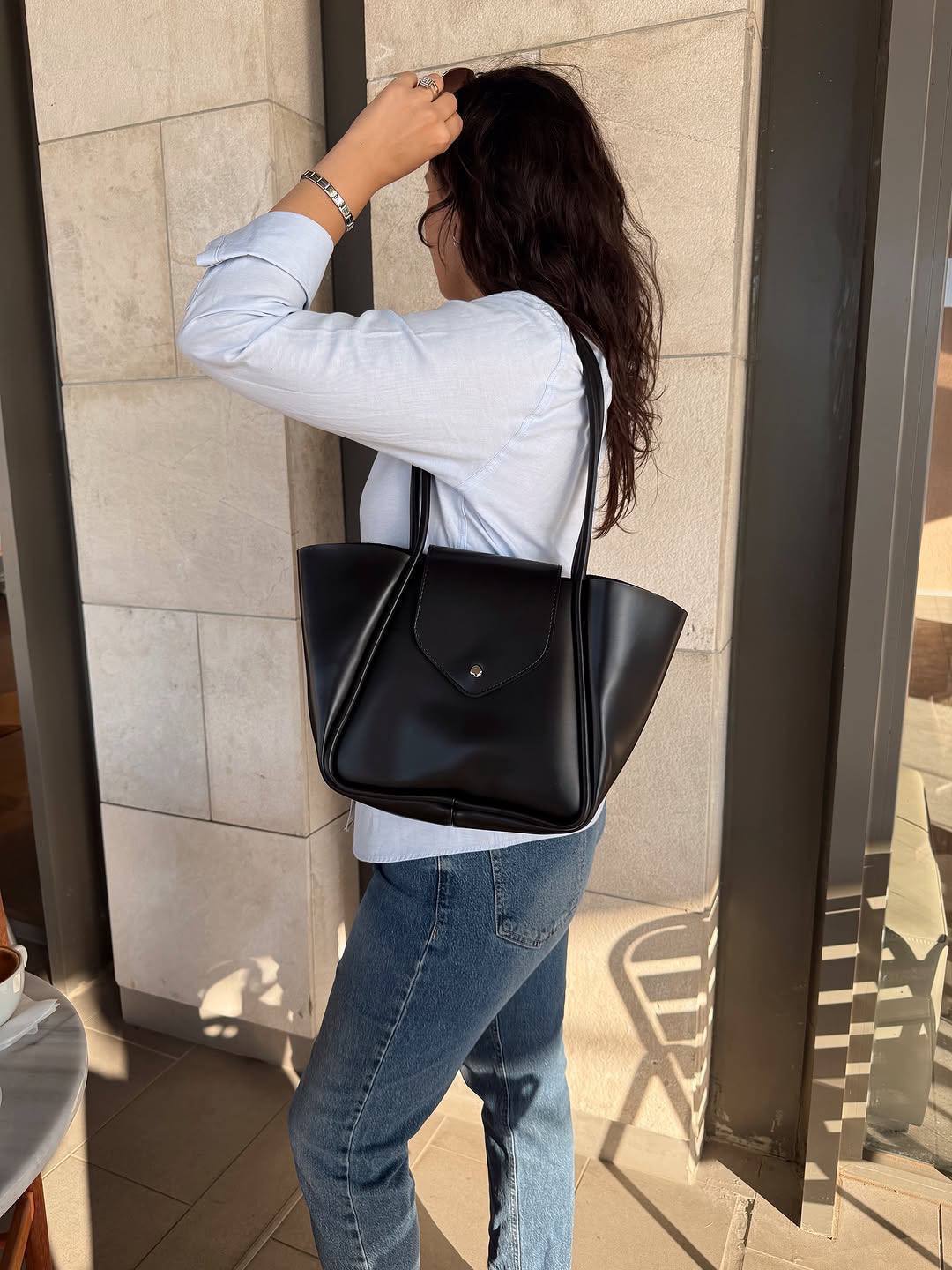 Aura Tote