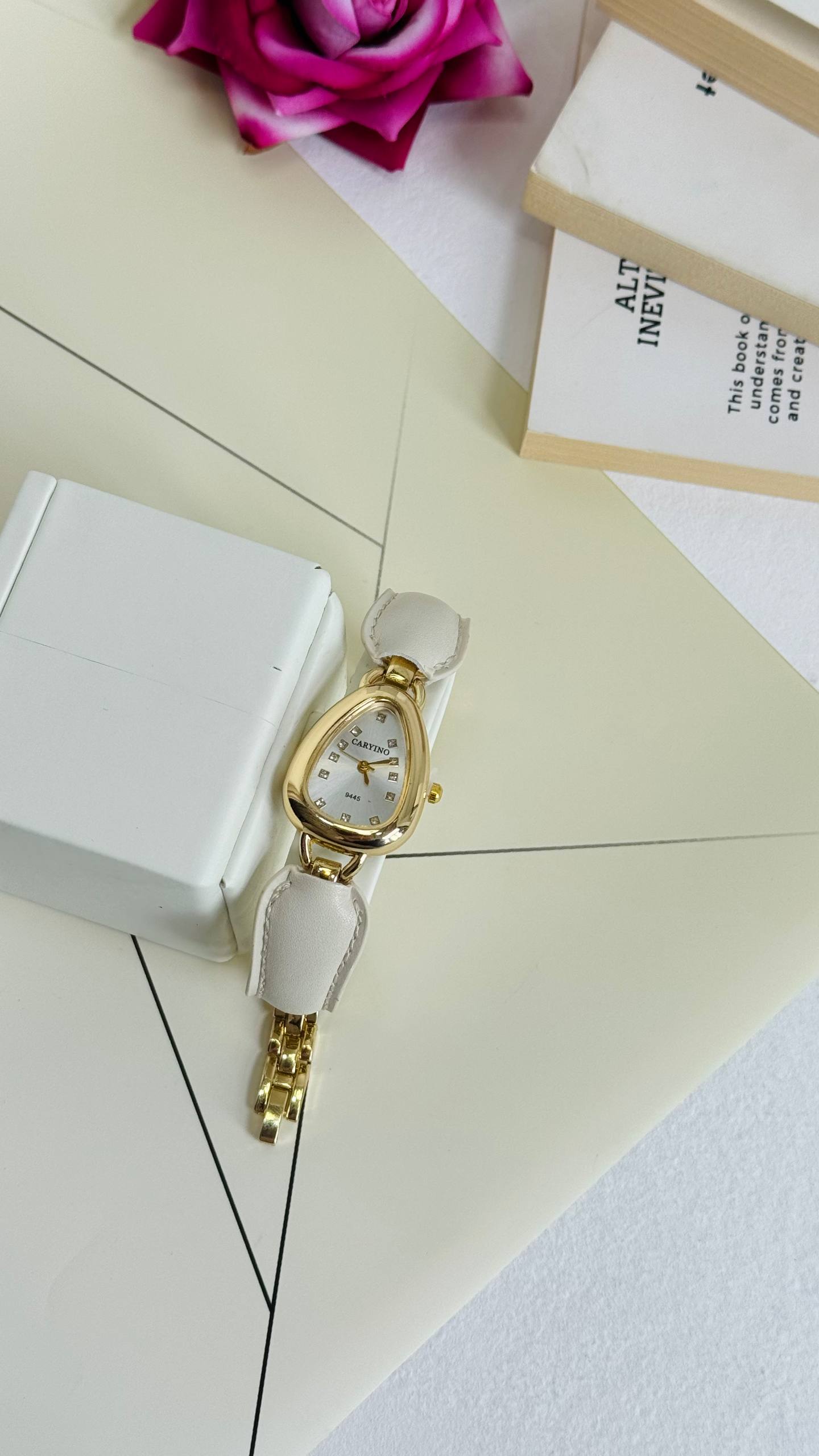 Zina Watch
