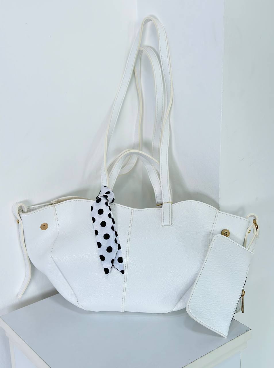 Odlelia Tote