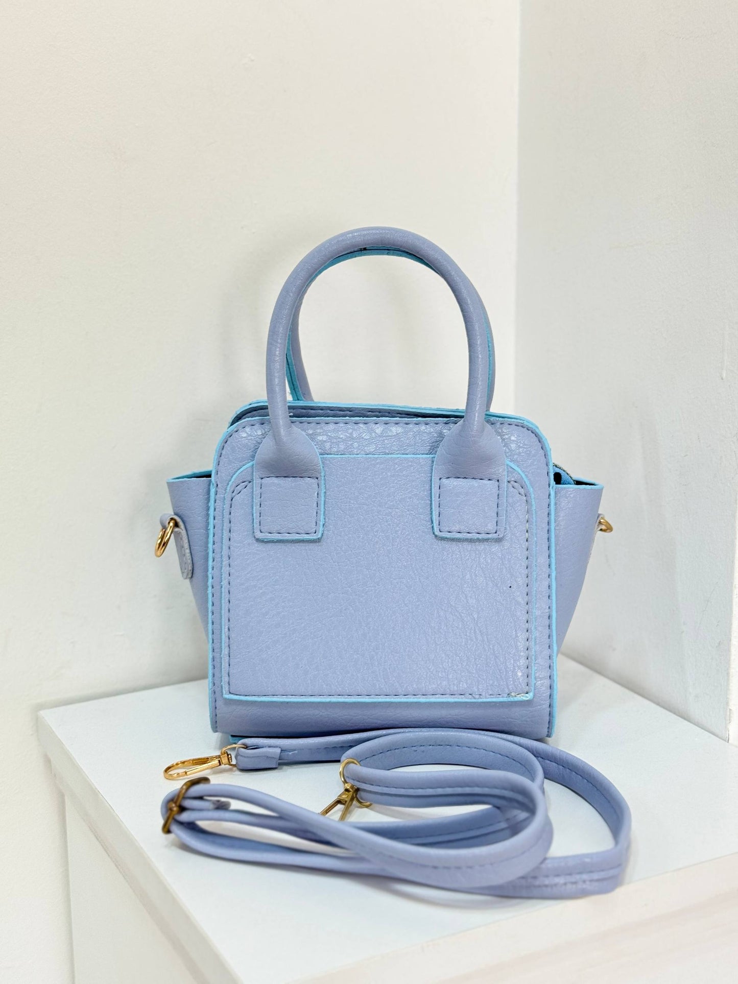Wira Bag