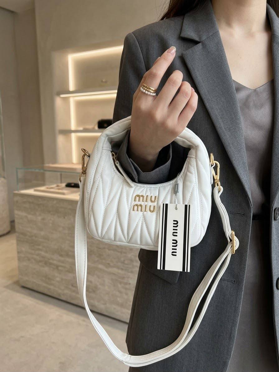 Quella Bag